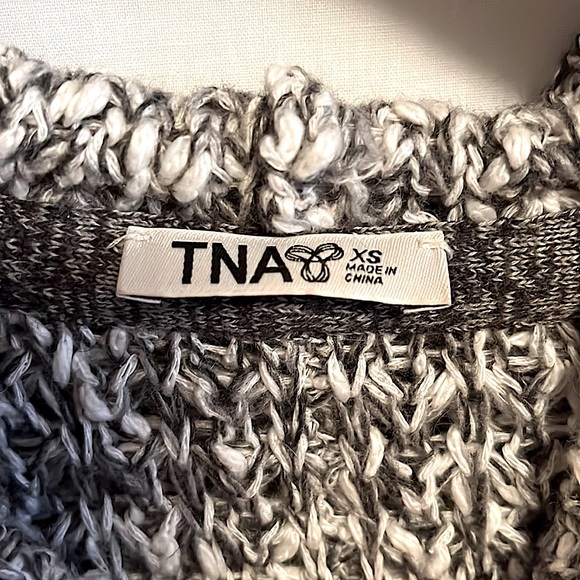 ARITZIA TNA Long Knitted Pullover Hoodie // Size XS - Picture 4 of 7
